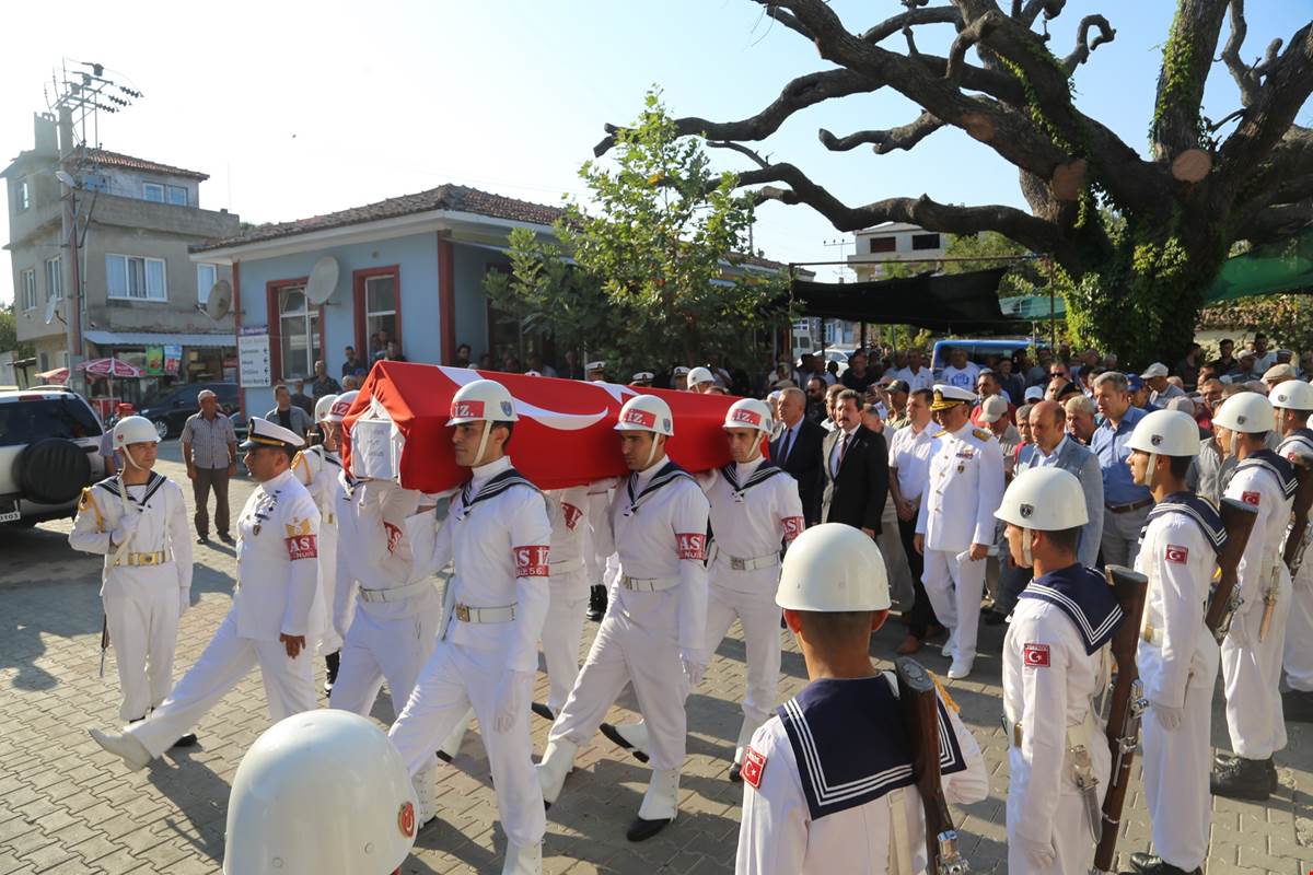 Kıbrıs Gazisi Topçu Er Hüseyin Kömek, Son Yolculuğuna Dualarla Uğurlandı