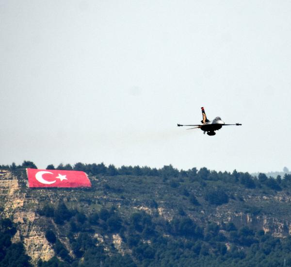 SOLOTÜRK, Çanakkale semalarında