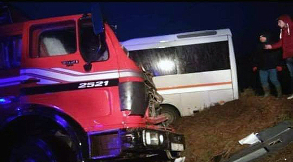 Gelibolu'da Trafik Kazası 15 Yaralı