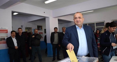 Ayhan Gider Oyunu Kullandı