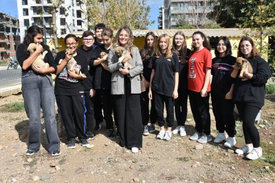 Bahçeşehir Koleji Öğrencileri Can Dostları Unutmadı