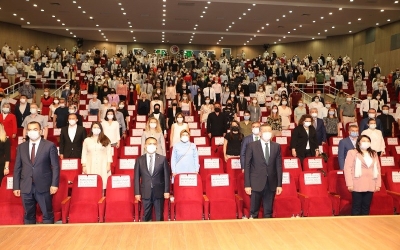 Bakan Selçuk, Çanakkale’de Öğretmen ve Öğrencilerle Bir Araya Geldi