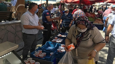 Başkan Bayram'dan Vatandaşlara Aşure İkramı