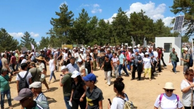 Çanakkale'de Çevreciler, Tepki Gösterdikleri Maden Sahasına Girdi