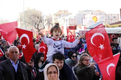 Çanakkale'de Şehitler İçin Bayrak Yürüyüşü