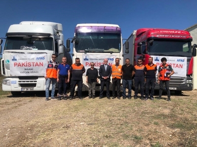 Çanakkale’den Pakistan’a Yardım Tırı Gönderildi