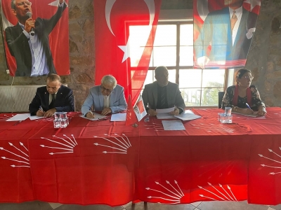 CHP ÇANAKKALE İL BAŞKANI LEVENT GÜRBÜZ: 'ECEABAT KONGREMİZ DEMOKRASİNİN GÜZEL BİR ÖRNEĞİ OLDU'