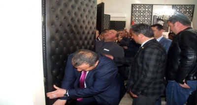 CHP'li Başkan, Makam Odasının Kapısını Söktürdü