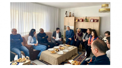 CHP'li Erkek ev ziyaretlerini sürüyor