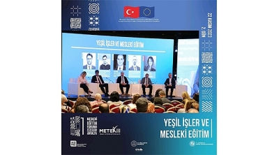 ÇOMÜ Rektörü Erenoğlu Mesleki Eğitim Forumuna Katıldı