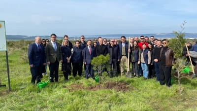 Dardanel 40. yılında Çanakkale’yi 10 bin fidanla yeşertti