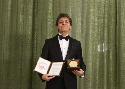 Dünyaca Ünlü Yazar Akif Manaf 2025 Yılı International Peace Prize Ödülü’nü Aldı