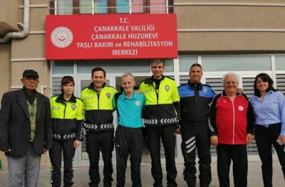  Emniyetten Huzurevi Sakinlerine Trafik Eğitimi 