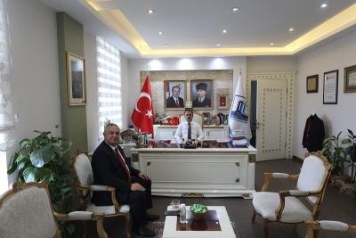 Geyikli Belediye Başkanı Oruçoğlu, Vali Aktaş’ı Ziyaret Etti
