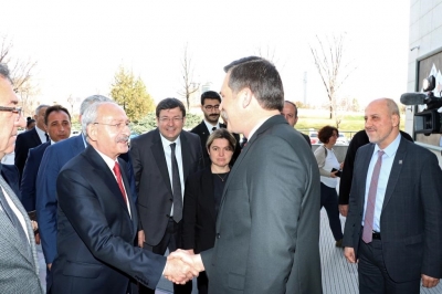 Kemal Kılıçdaroğlu'na CHP'li Erkek Eşlik Etti