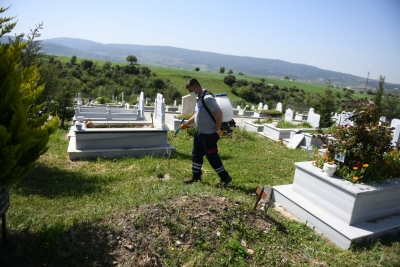 Mezarlıklar Ramazan Bayramı Öncesi Temizlendi