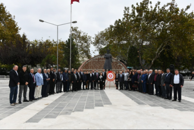 Muhtarlar Günü Çelenk Töreni ile Kutlandı