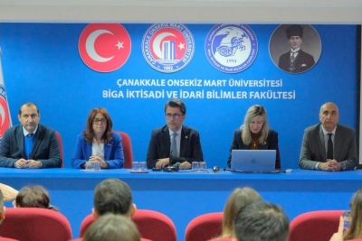 Rektör Erenoğlu Biga’da Öğrenci Temsilcileriyle Bir Araya Geldi