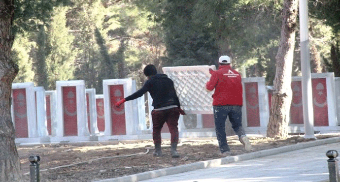 Şehitler Abidesi Camii 18 Mart'ta İbadete Açılacak