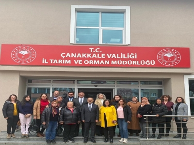 Süs Bitkilerinin Üretim Potansiyelinin Belirlenmesi Amacıyla Kadın Çiftçiler Bilgilendirildi