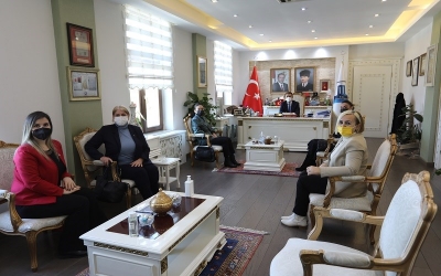 TOBB Çanakkale Kadın Girişimciler Kurulundan Vali Aktaş'a Ziyaret