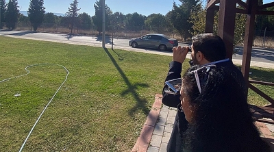 TOKİ KONUTLARINI DÜRBÜNLE ARADILAR