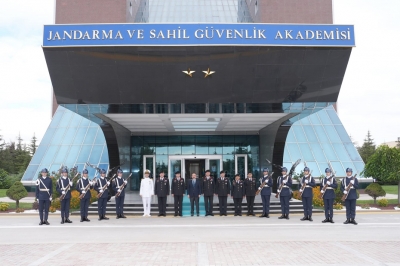 Turan, Jandarma ve Sahil Güvenlik Akademisini ziyaret etti