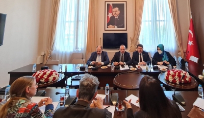 TURAN VENEDİK KOMİSYONU İLE BİR ARAYA GELDİ