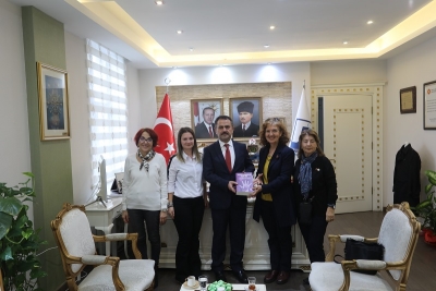Türk Kadınlar Birliği Çanakkale Şubesinden Vali Aktaş’a Ziyaret