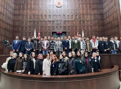 ÜniAK Çanakkale Gazi Meclis’te