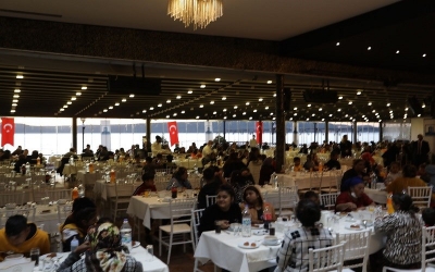 Vali Aktaş, Roman Vatandaşlarla İftar Yemeğinde Buluştu