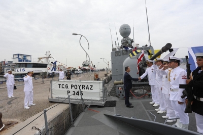 Vali İlhami Aktaş TCG Poyraz Gemisini Ziyaret Etti